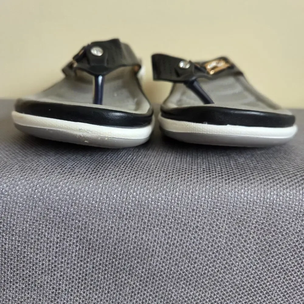 EUC Women's 41 (10-10.5) Wedge Thong Slide Cushioned Flip Flop Slide Sandals - Picture 7 of 15